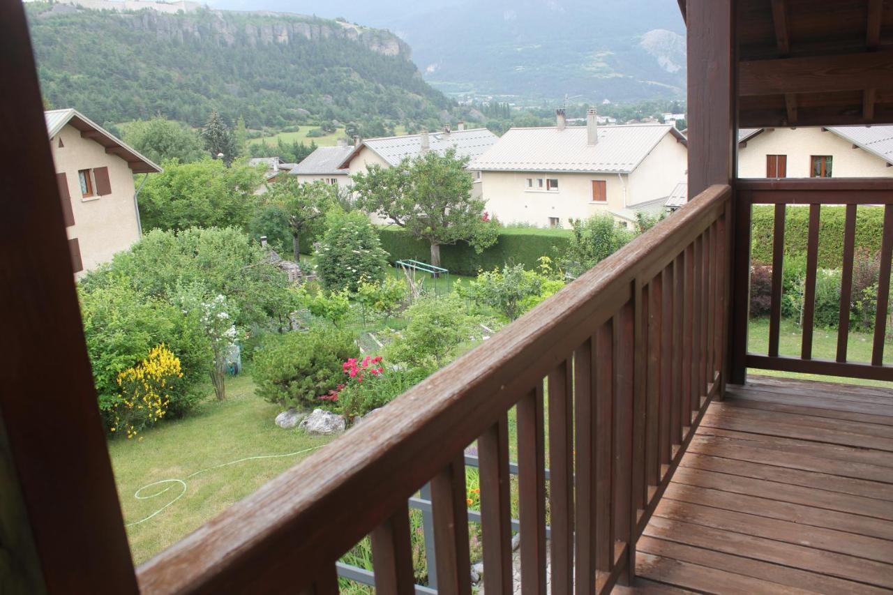 Le Ginkgo - Mont Dauphin Apartment Eygliers Ngoại thất bức ảnh
